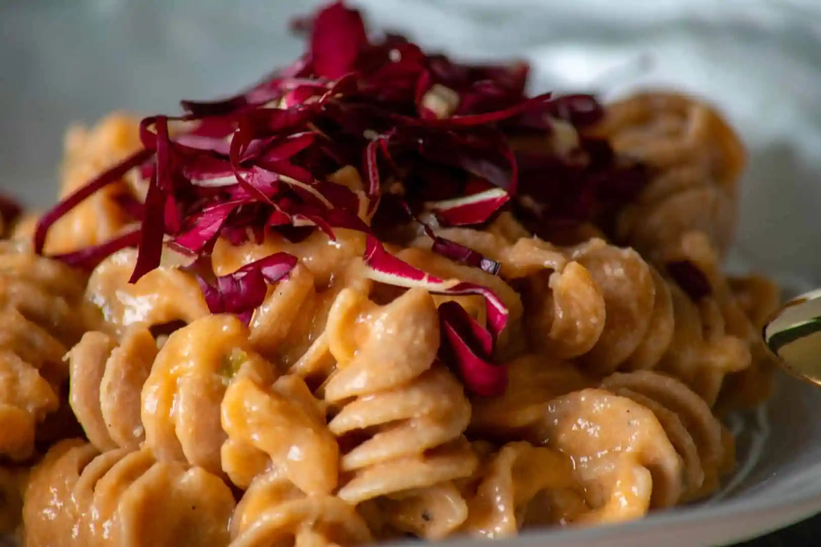 Fusilli cetogénico, sabor tradicional italiano, rico em proteína e apenas 2,5 hidratos de carbono por 100g. Linha 6