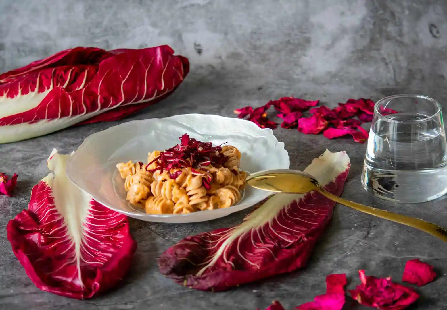 Fusilli keto, sabor italiano tradicional, alto en proteína y sólo 2,5 carbos cada 100gr. Linea 6