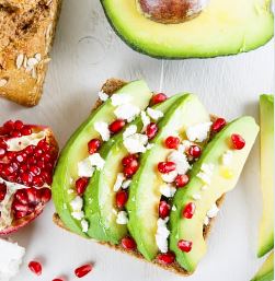 Pan de molde de proteínas,  artesano y keto . Con semillas de sésamo. 360 gr. Low Carb Goodies